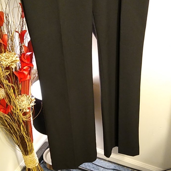 Women's Ann Taylor Pants - Picture 3 of 6